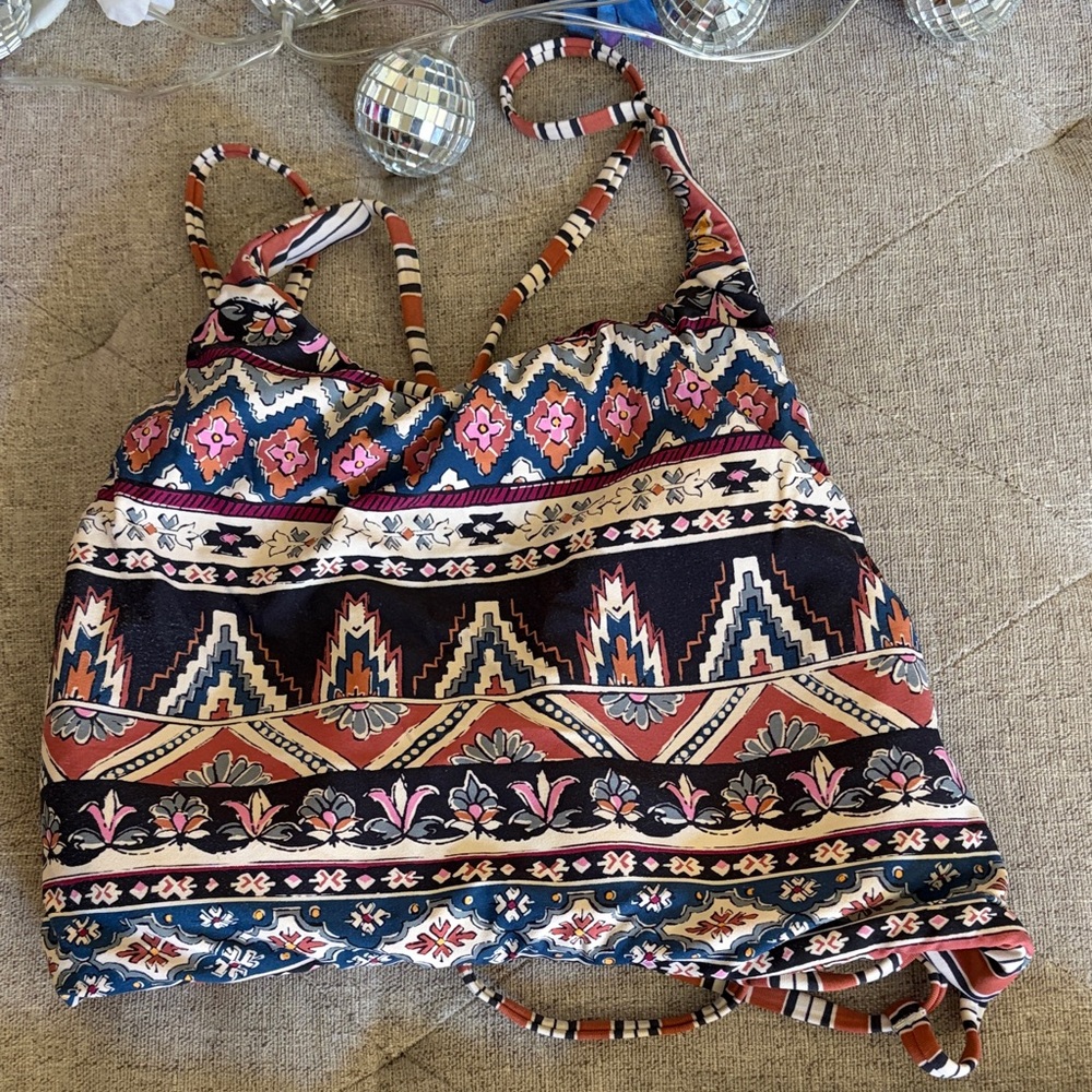 Tribal Print High-Neck Bikini Set - Multicolor - Picture 5 of 10